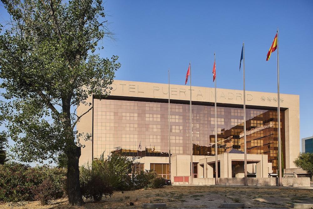 Hotel Silken Puerta