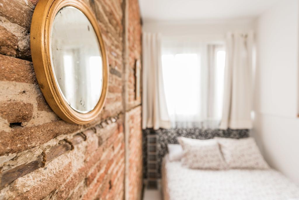 Chic Chueca Calle Regueros Apartamento *