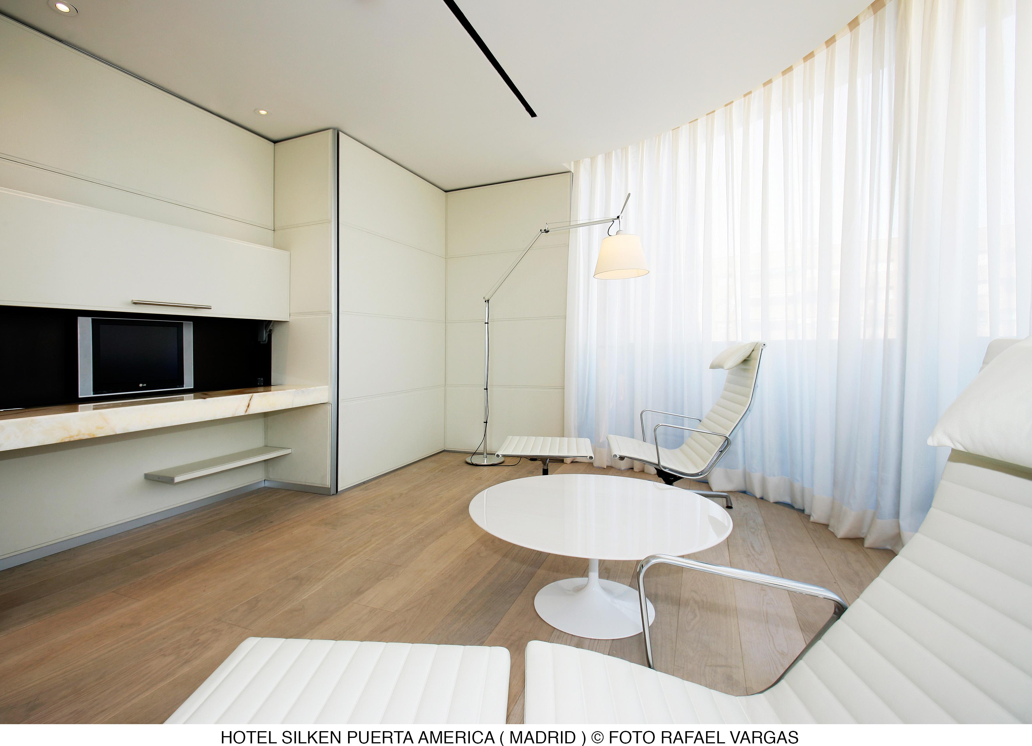 Puerta America 5* Madrid