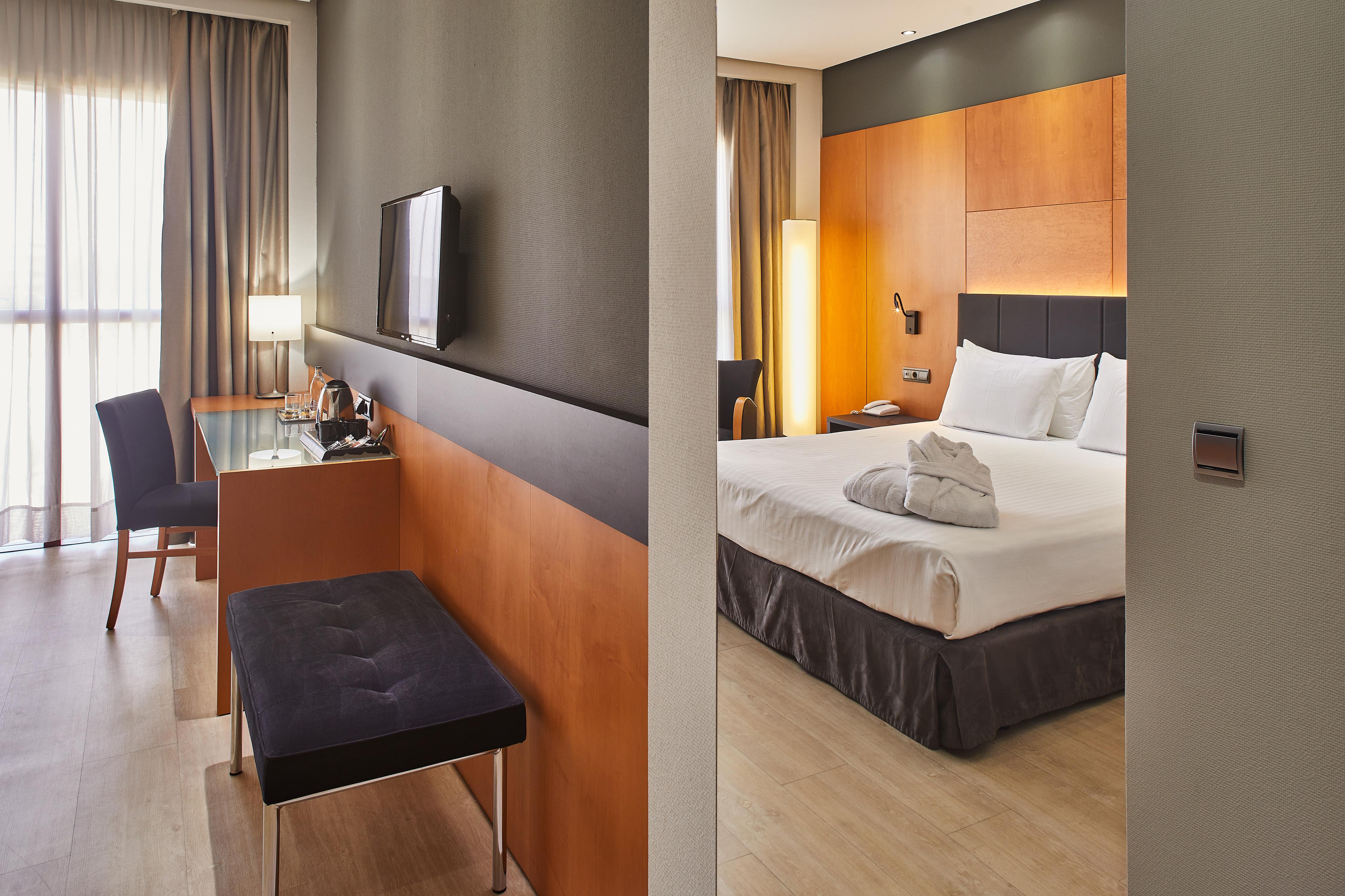 Silken Puerta 4*