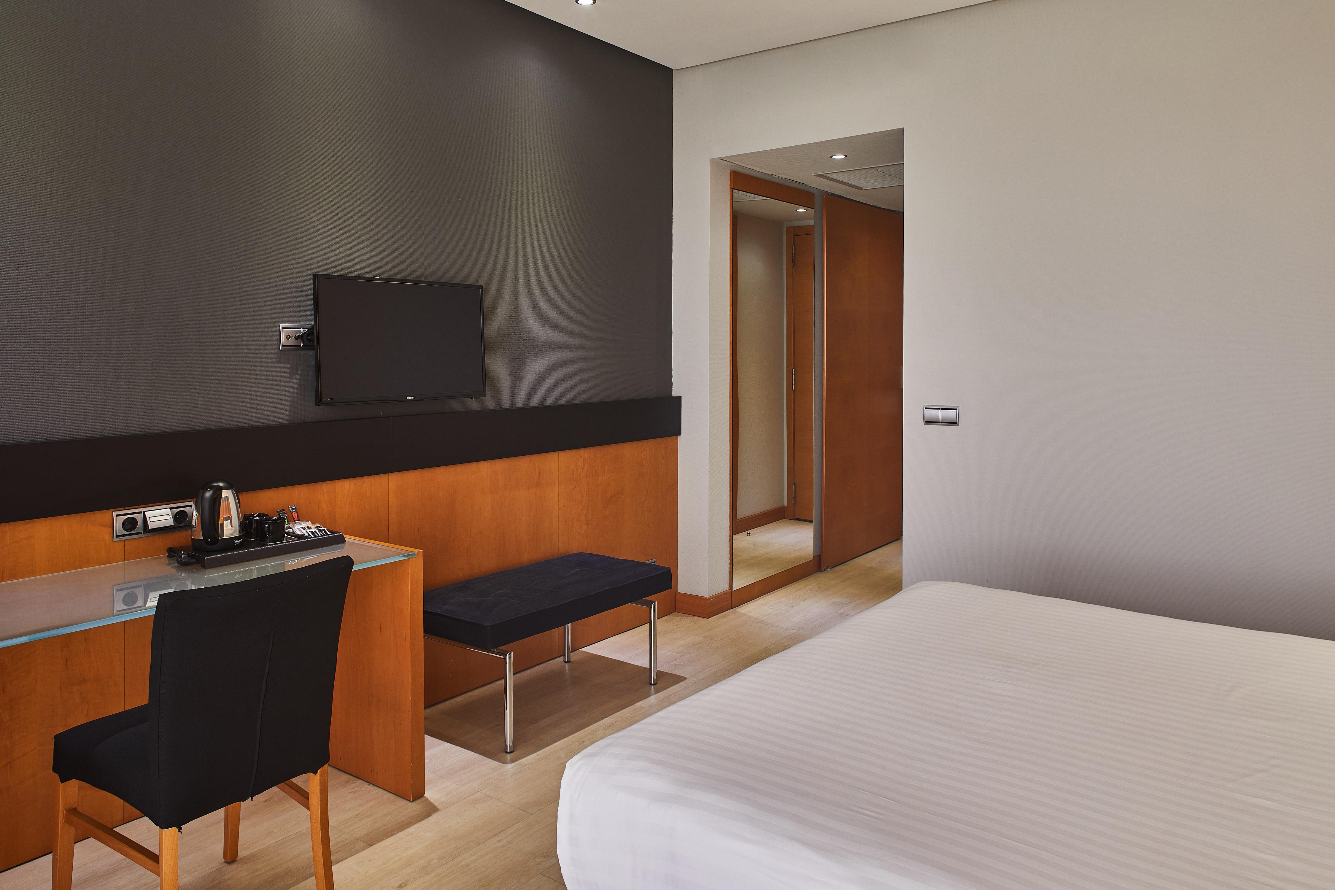 Silken Puerta 4* Madrid