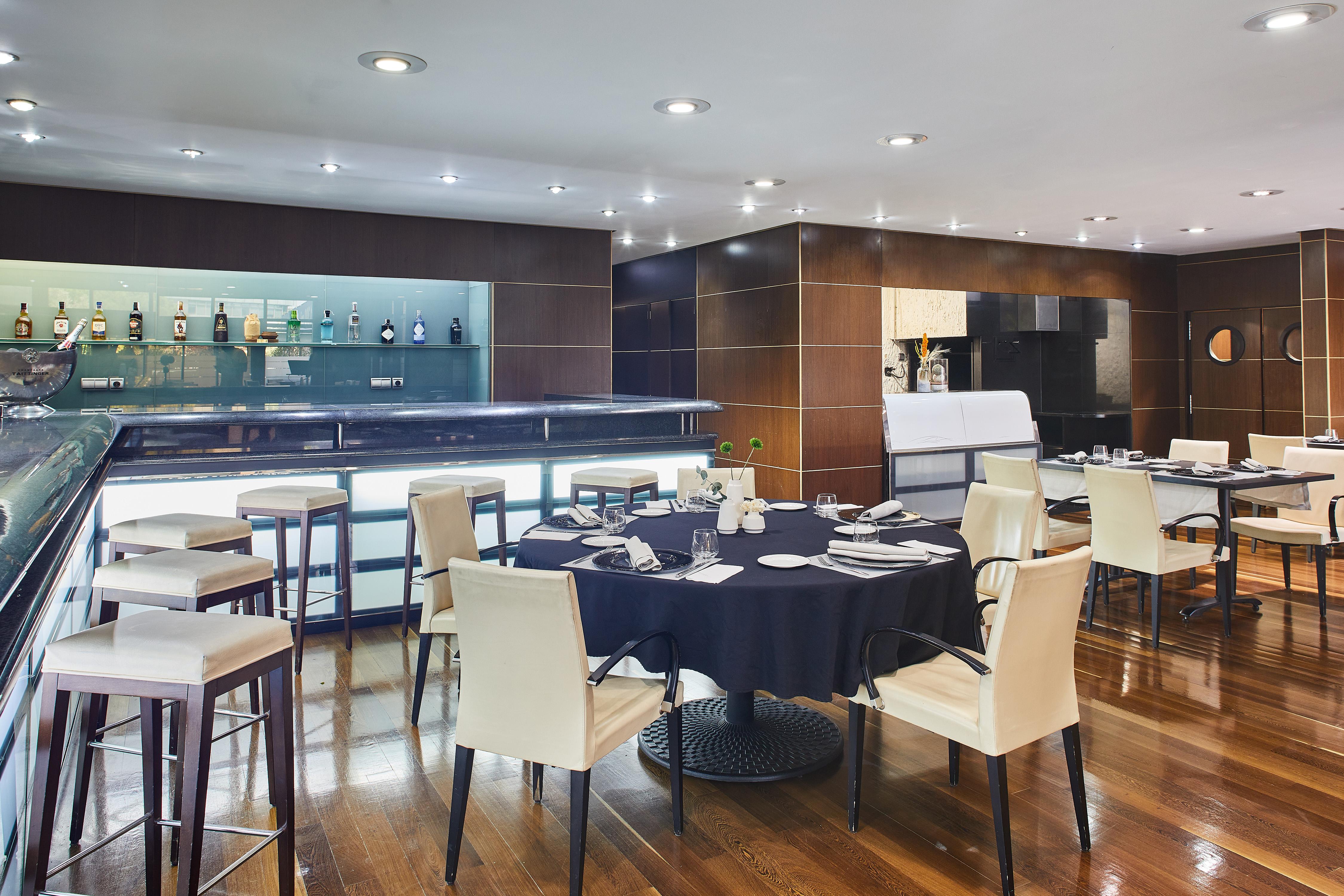 Silken Puerta Hotel 4*