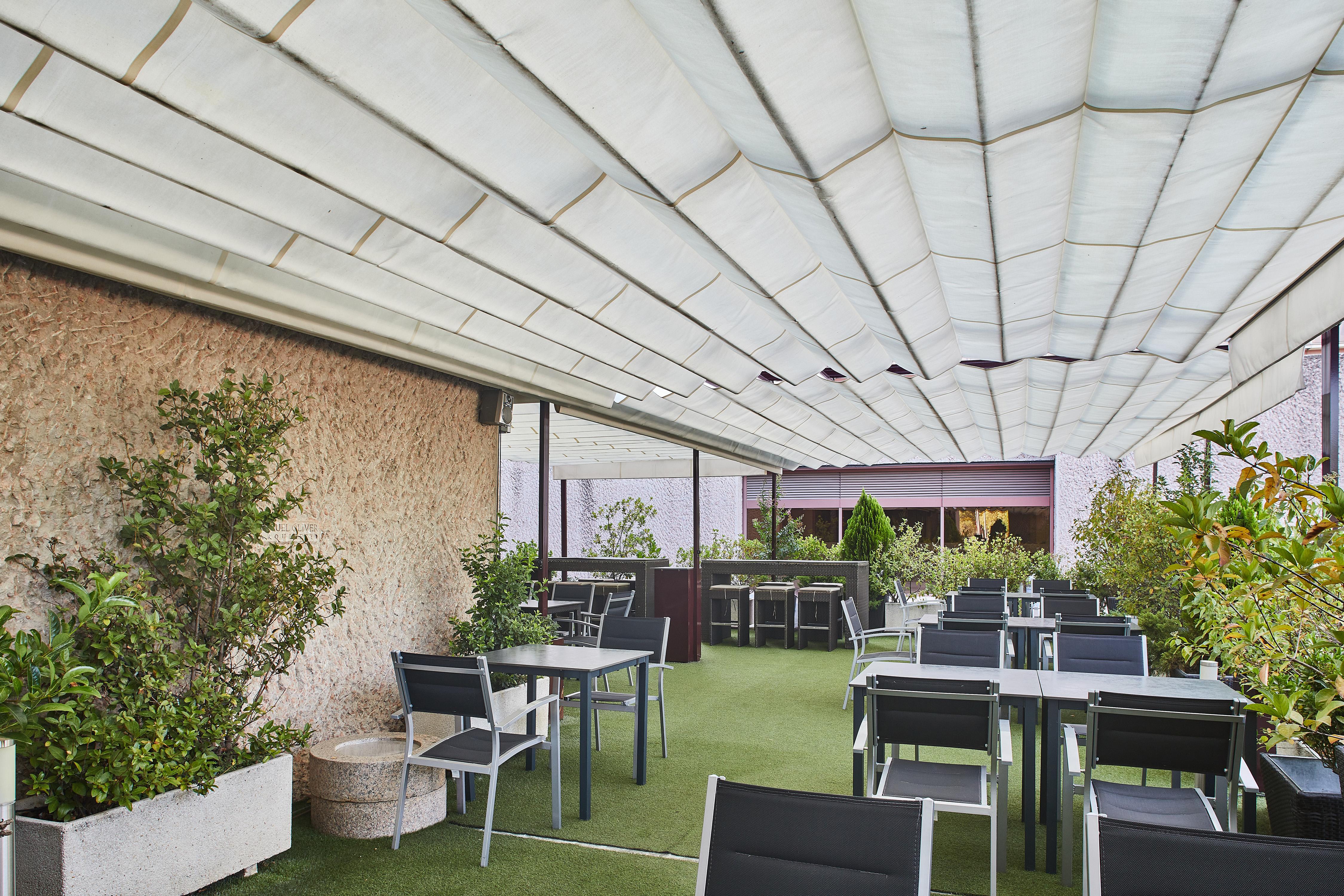 Hotel Silken Puerta