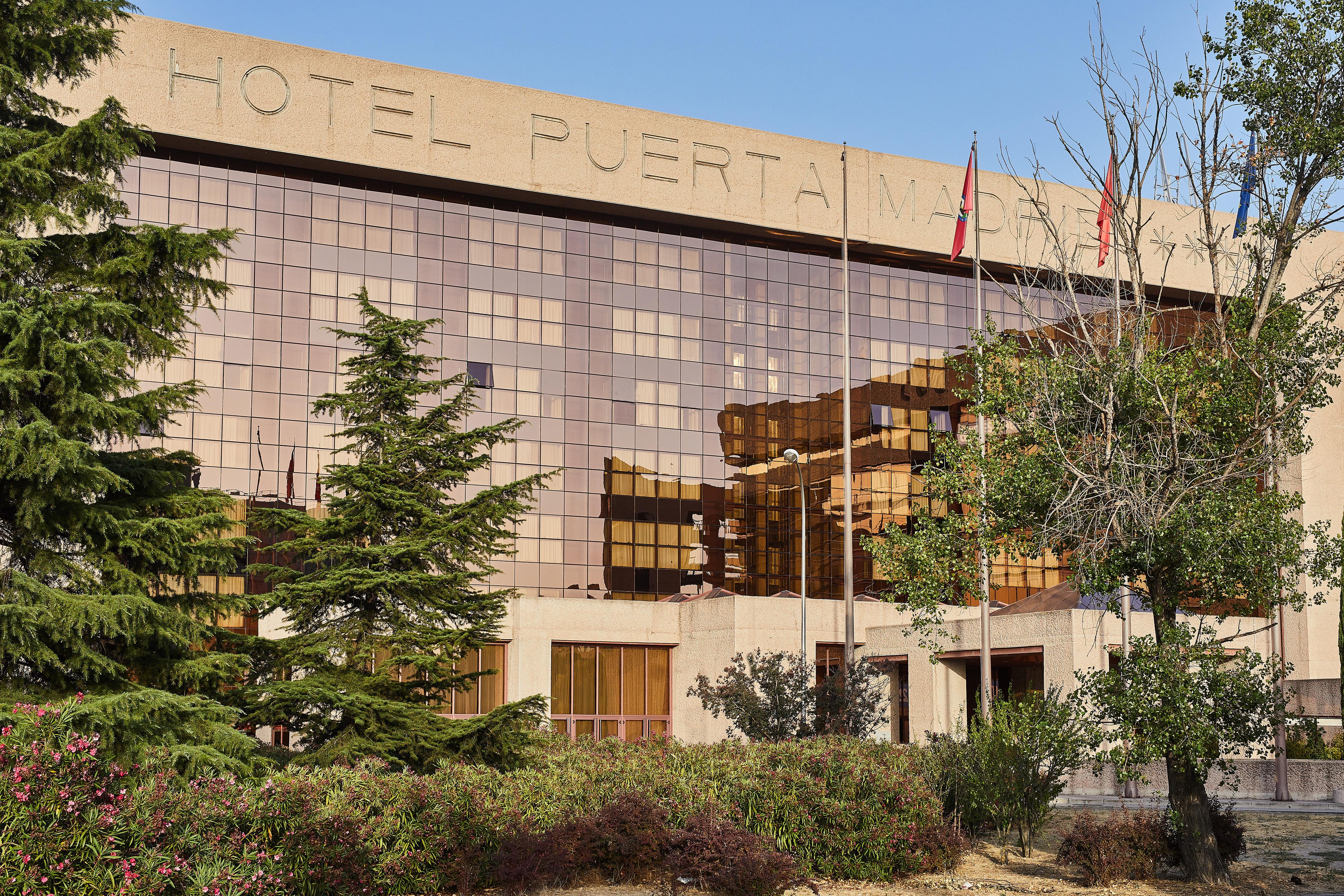 Silken Puerta Hotel 4*