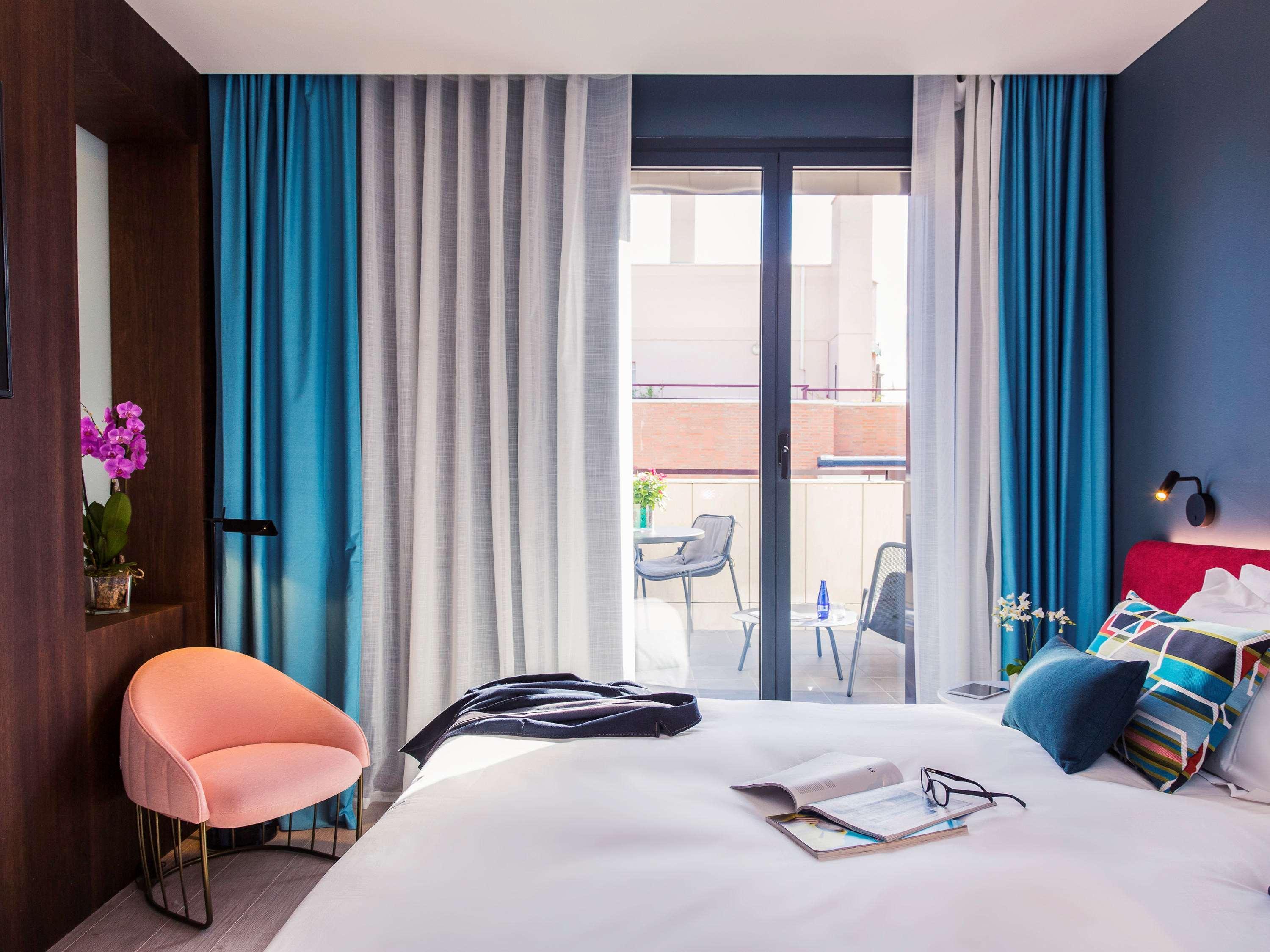 One Plaza De España 4*