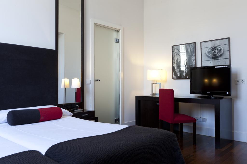 Hotel Quatro Puerta Del Sol