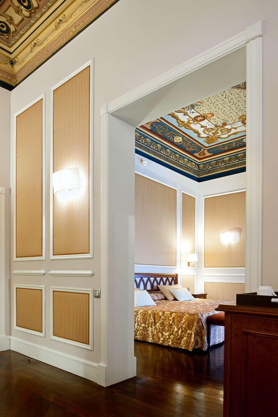 Hotel Catalonia Cortes