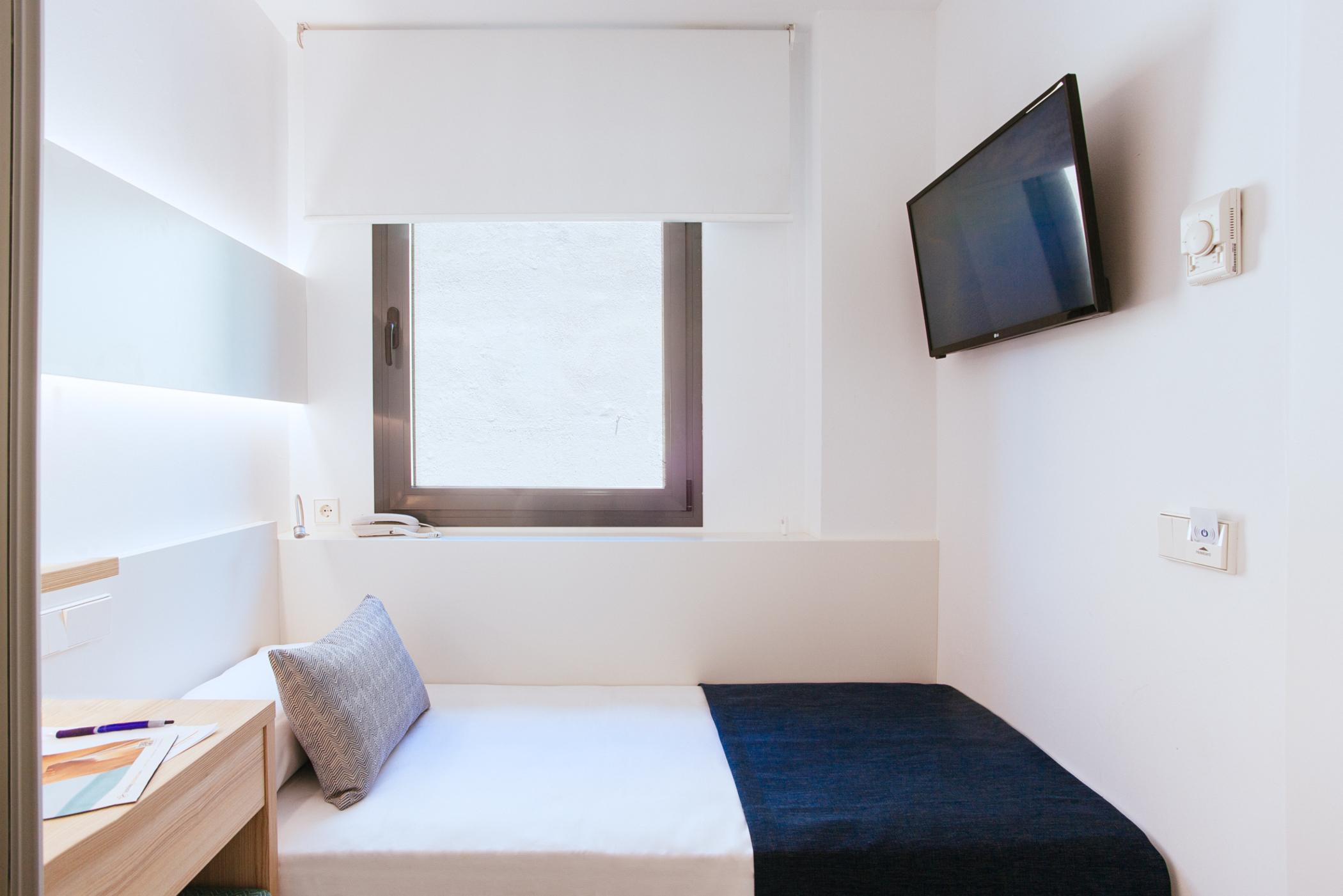 Globales Acis Y Galatea Hotel 3*