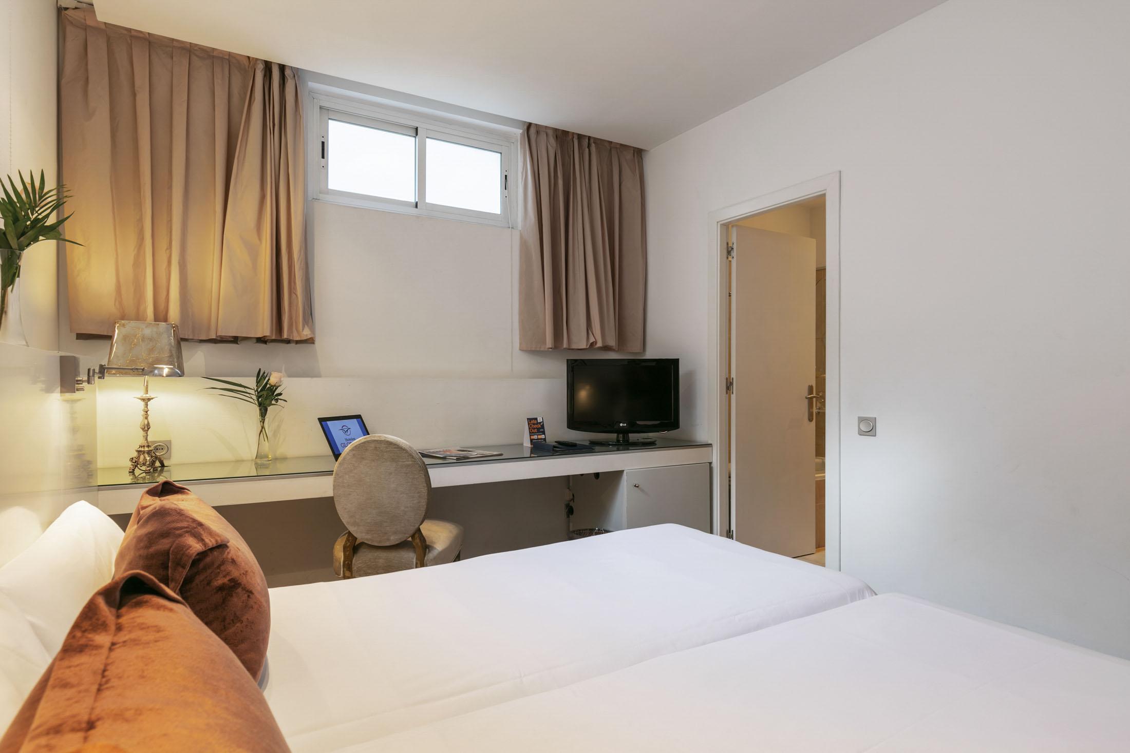 Hotel Globales Acis Y Galatea 3*