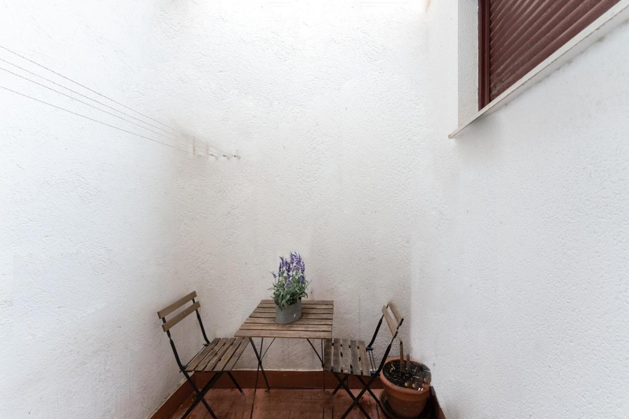 Apartamento Barrio Salamanca. 4 Pax. 2 Min Al Ie Apartamento *