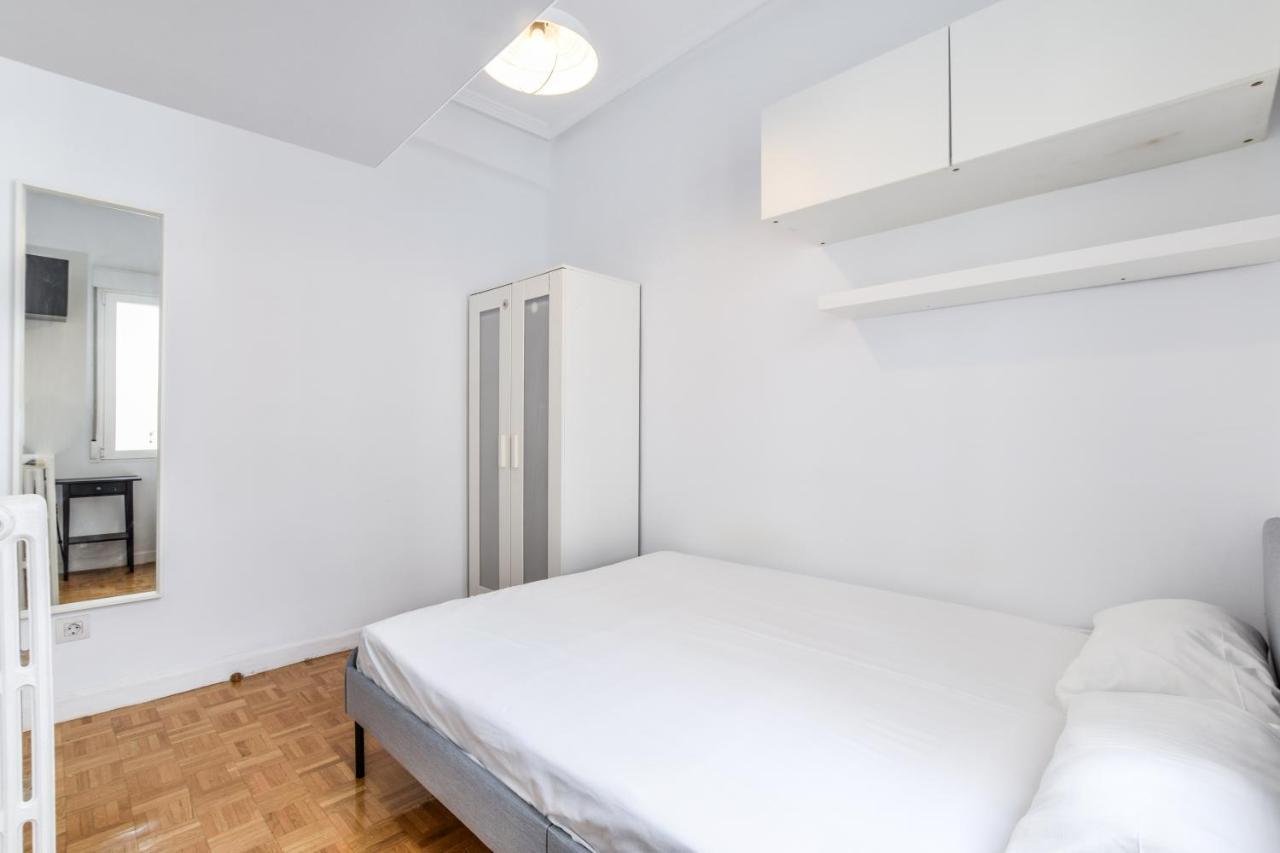 Apartamento Familiar Atocha Apartment *