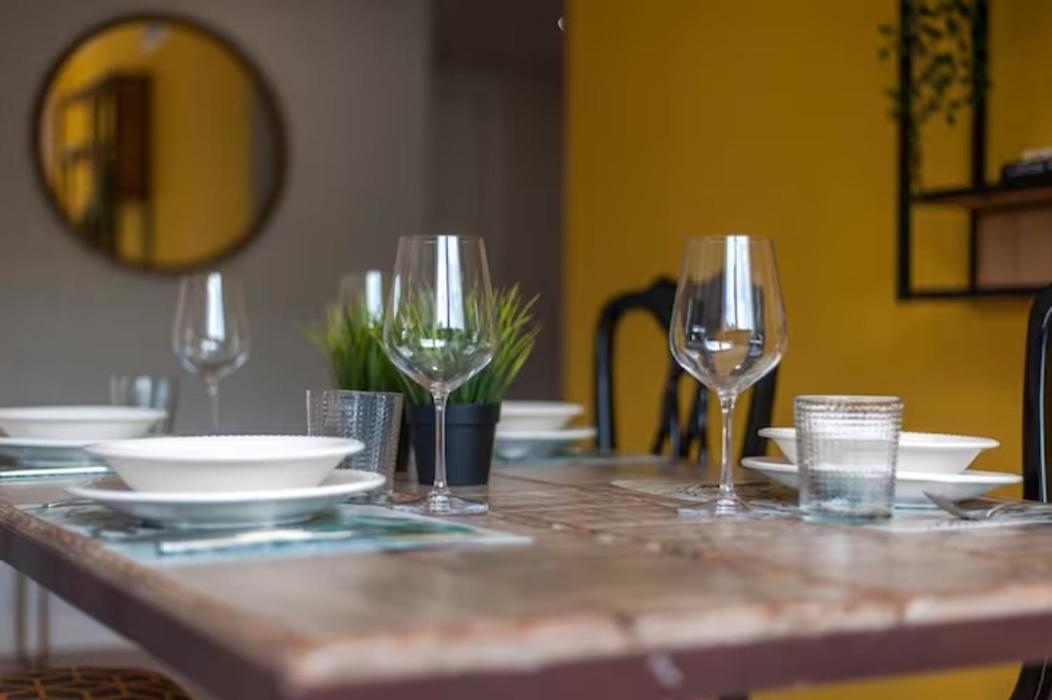 Moderno Y Lujoso Apartamento En Urbanizacion Privada Con Terraza De Diseño En Valdebebas / Ciudad Deportiva Real / Feria De