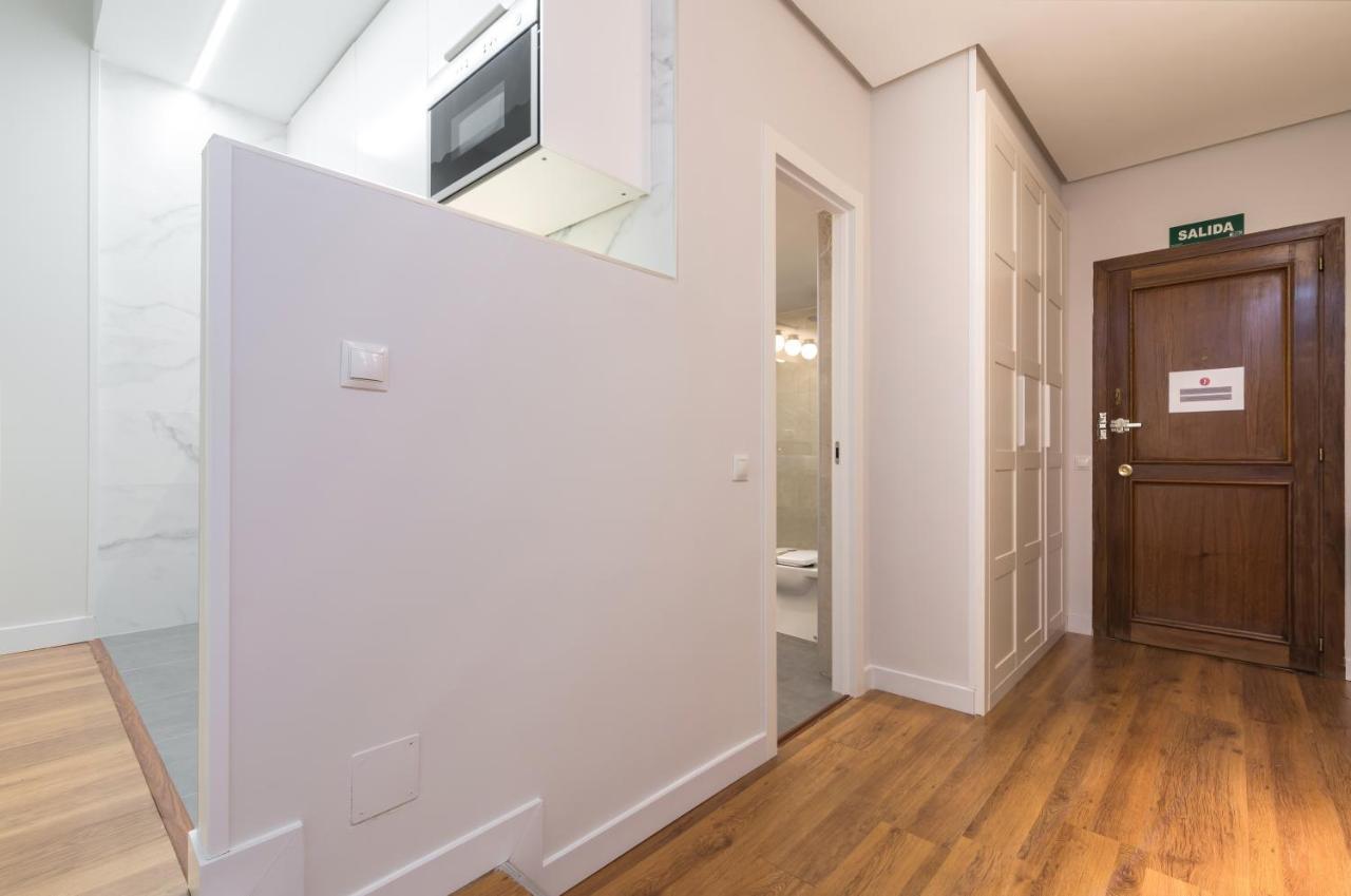 Paseo Del Prado I - Estudio Con Piscina Y Terraza Apartamento *