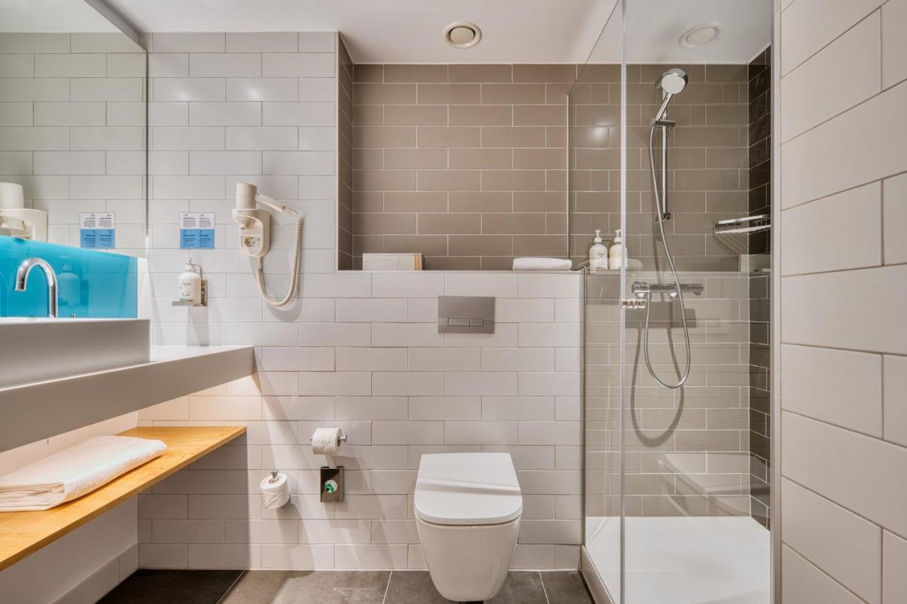 Express - - Airport By Ihg Hotel Madrid