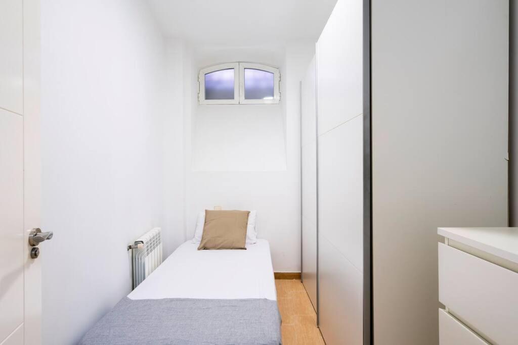Acogedor Interior En Sotano En Barrio Salamanca - Boc5 *