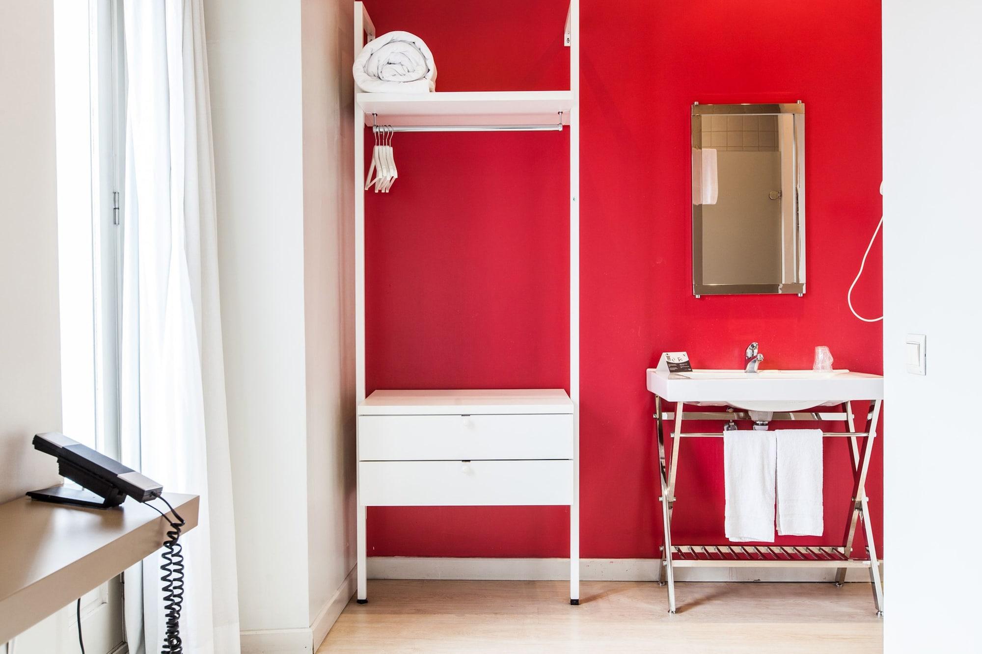 Hotel Urban Sea Atocha 113 Madrid