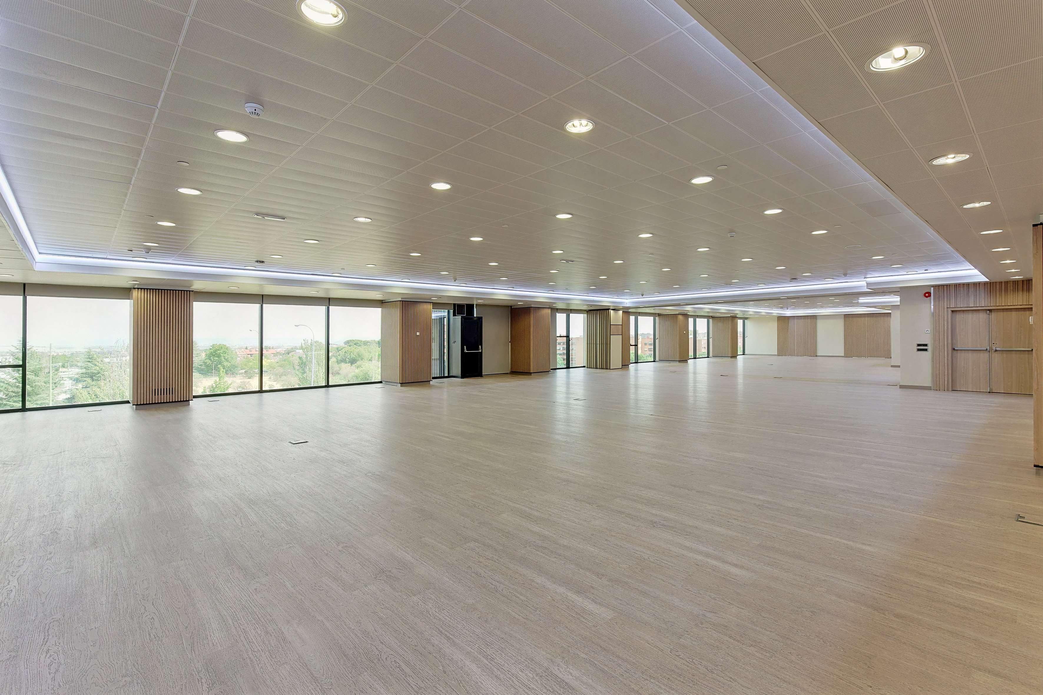 Hotel Melia Avenida De America 4*