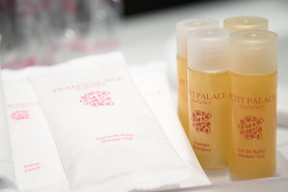 Petit Palace Tres Cruces 3* Madrid