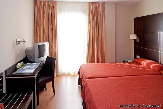 Hotel Exe 33