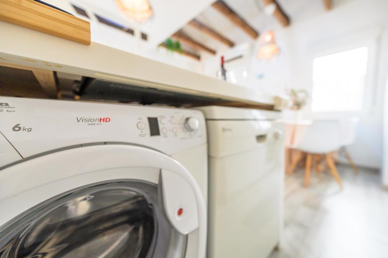 Apartamento Encantadora Buhardilla Temporal Duplex En El Corazon De Sgv51 Madrid