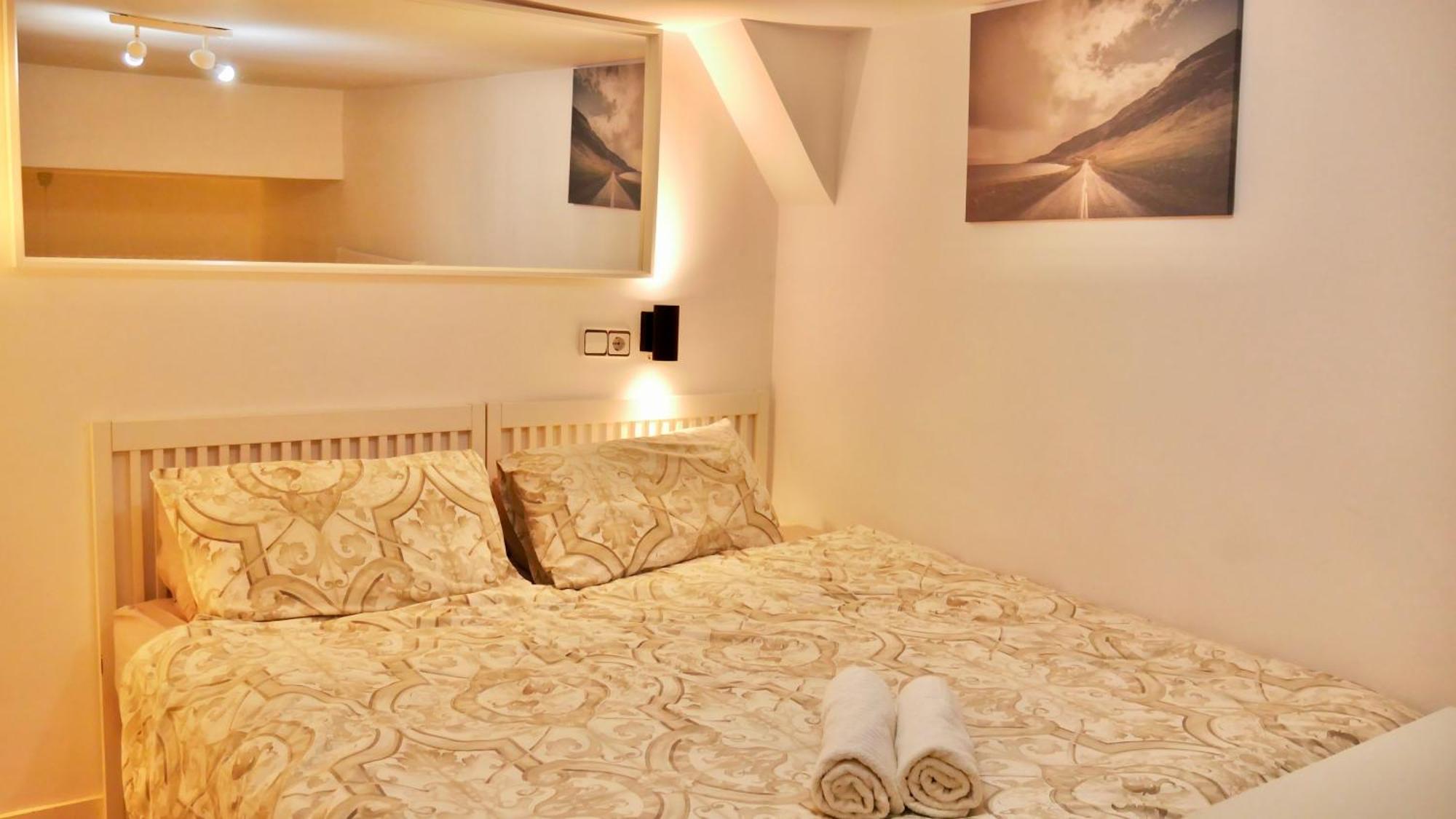 Apartamento Duplex La Latina Centro Madrid