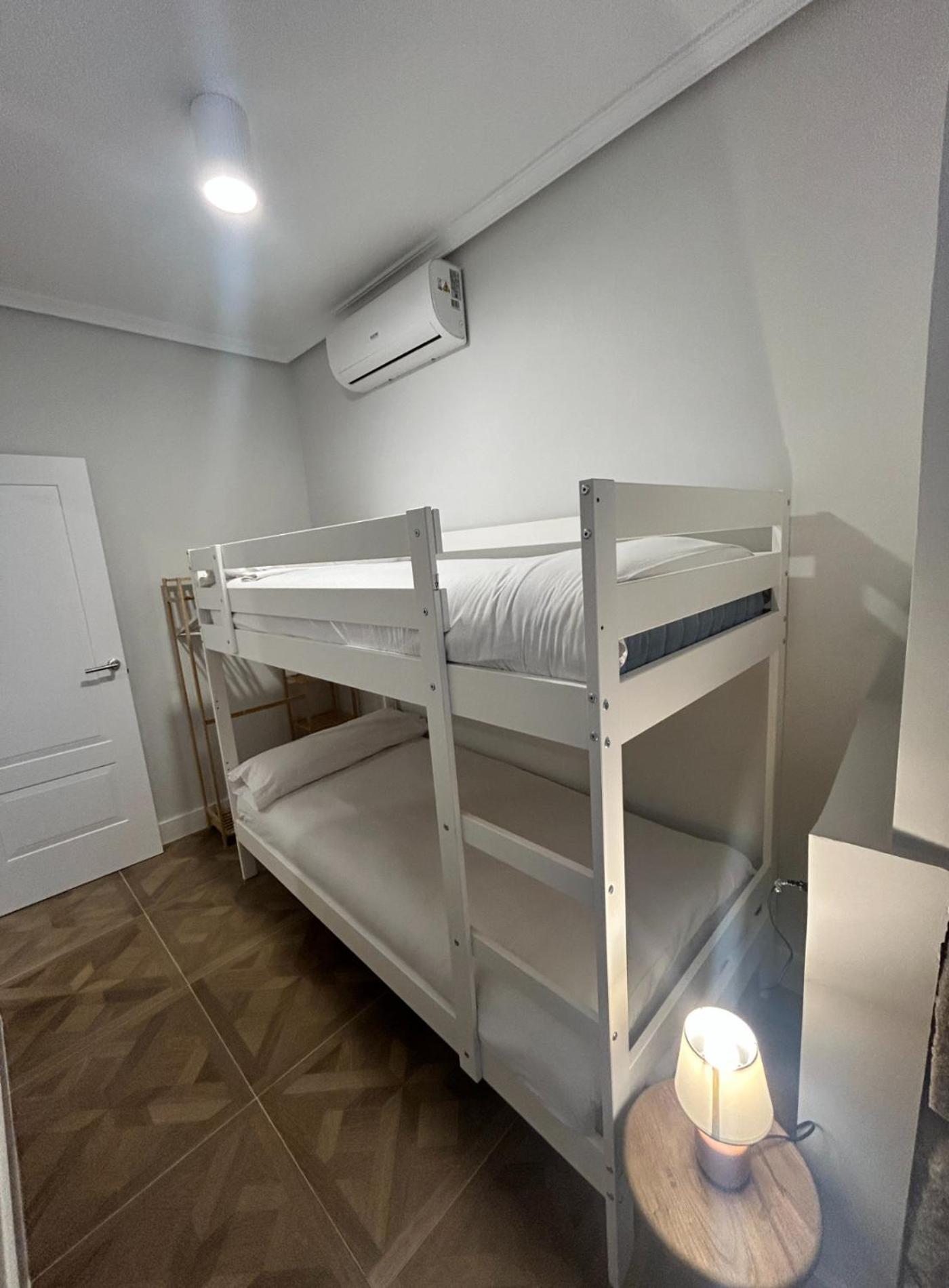Apartamento Descanso Bohemio Para 9, En Minas - Malasana E3 Madrid