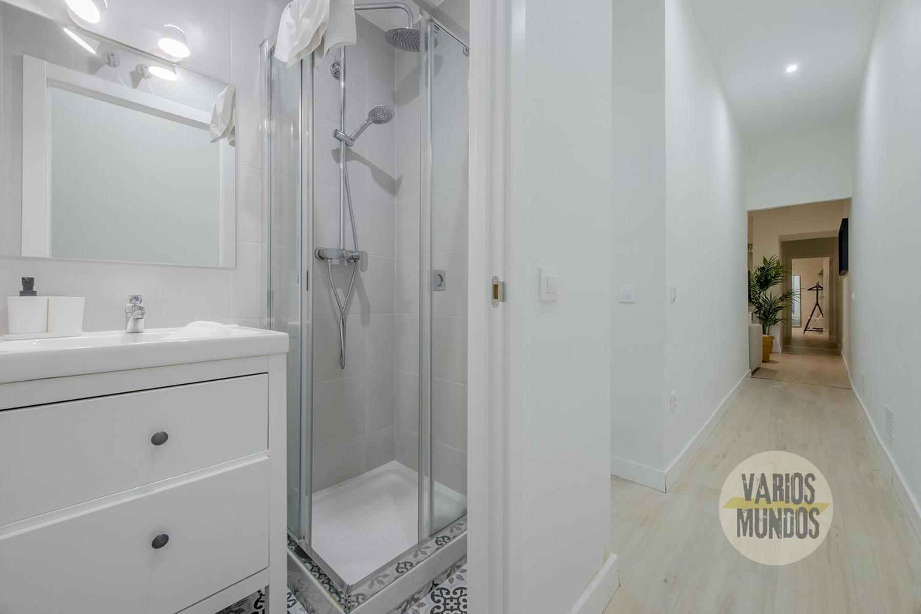 New Apt De 7pax En El Corazon De Malasana Madrid