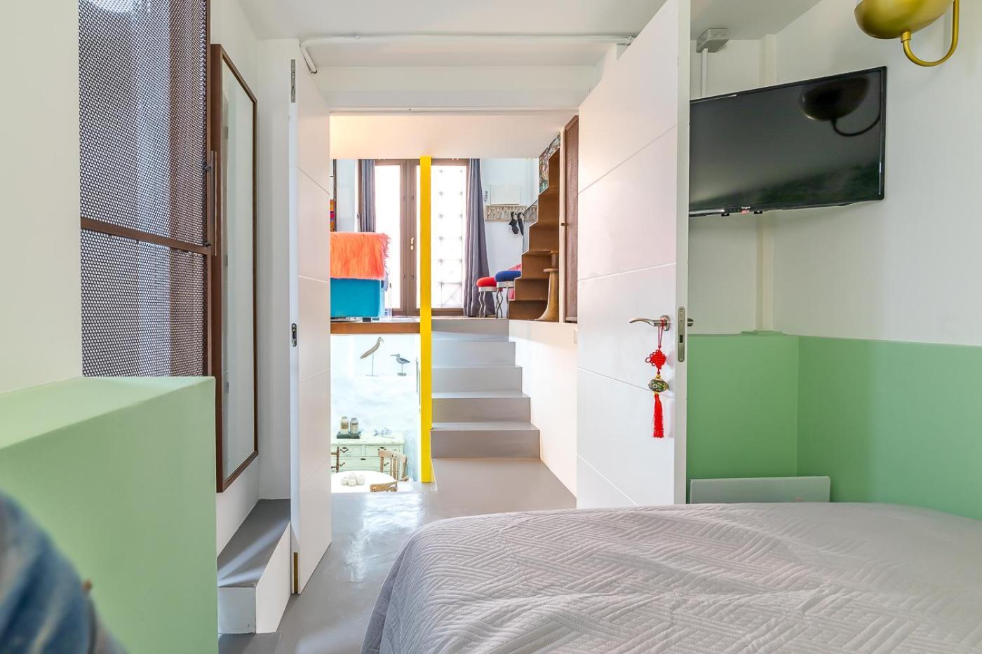 Apartment Gallery *