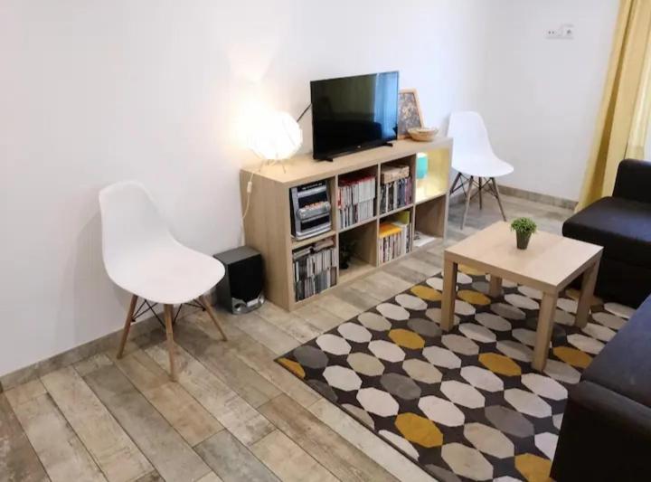 Apartamento Piso Amplio Y A Estrenar A 1 Parada De Atocha