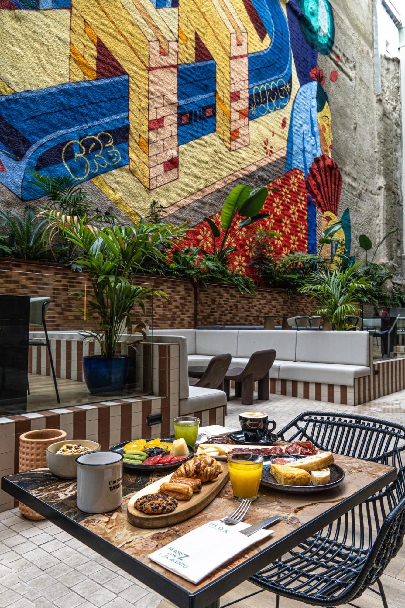Smartrental Gran Via Apartahotel