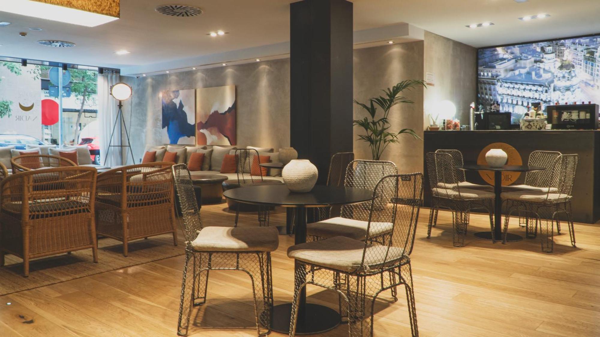 Zenit Abeba Hotel