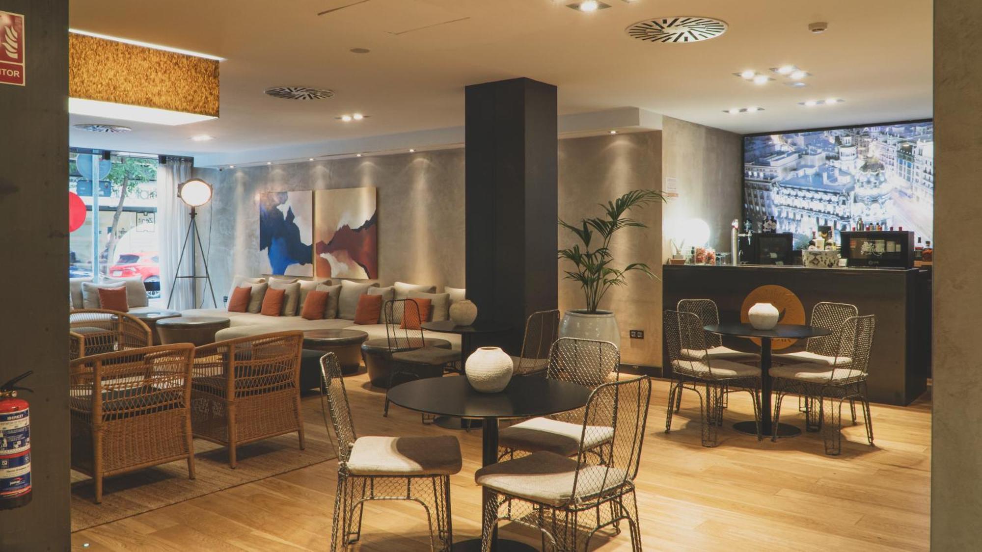 Hotel Zenit Abeba 4*