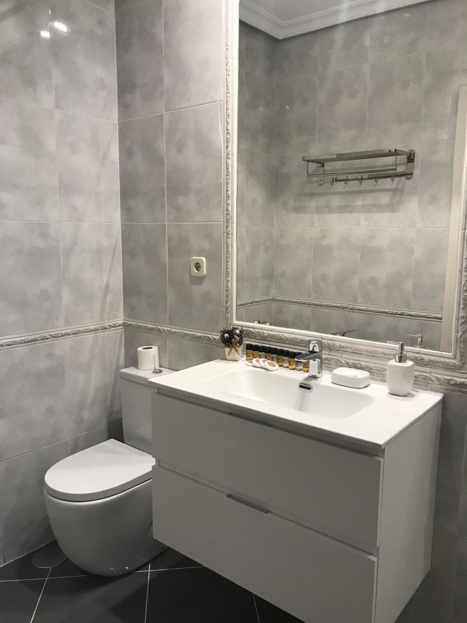 Apartamento Puerta Del Sol By Sharingco *