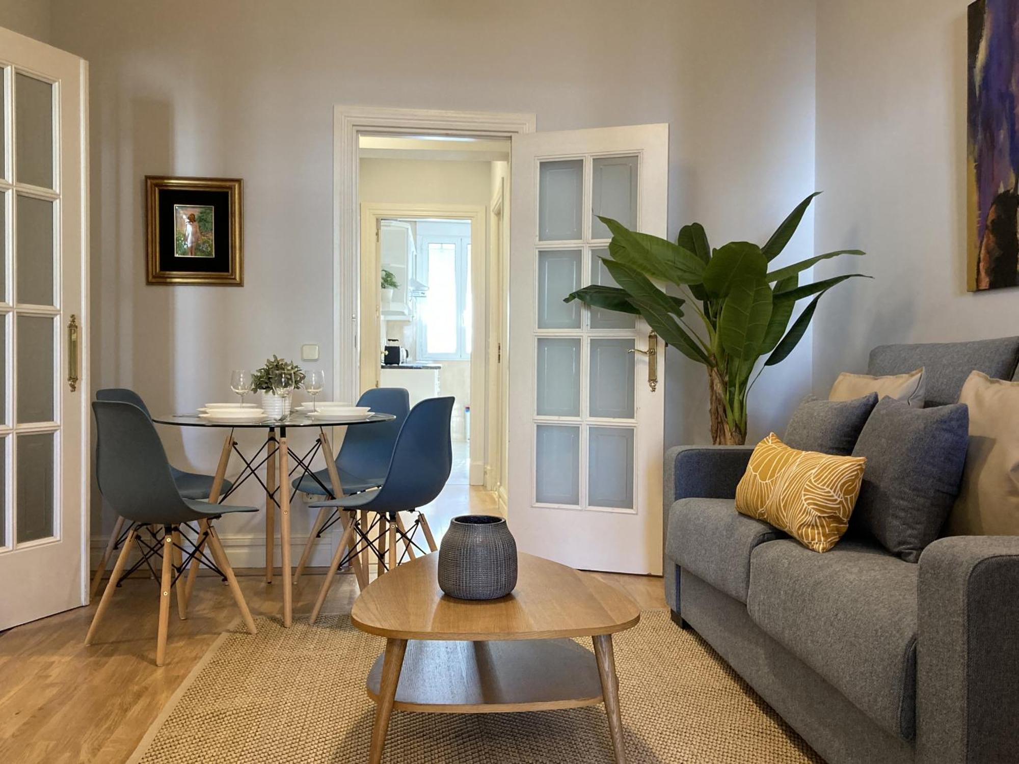 Apartamento Puerta Del Sol By Sharingco