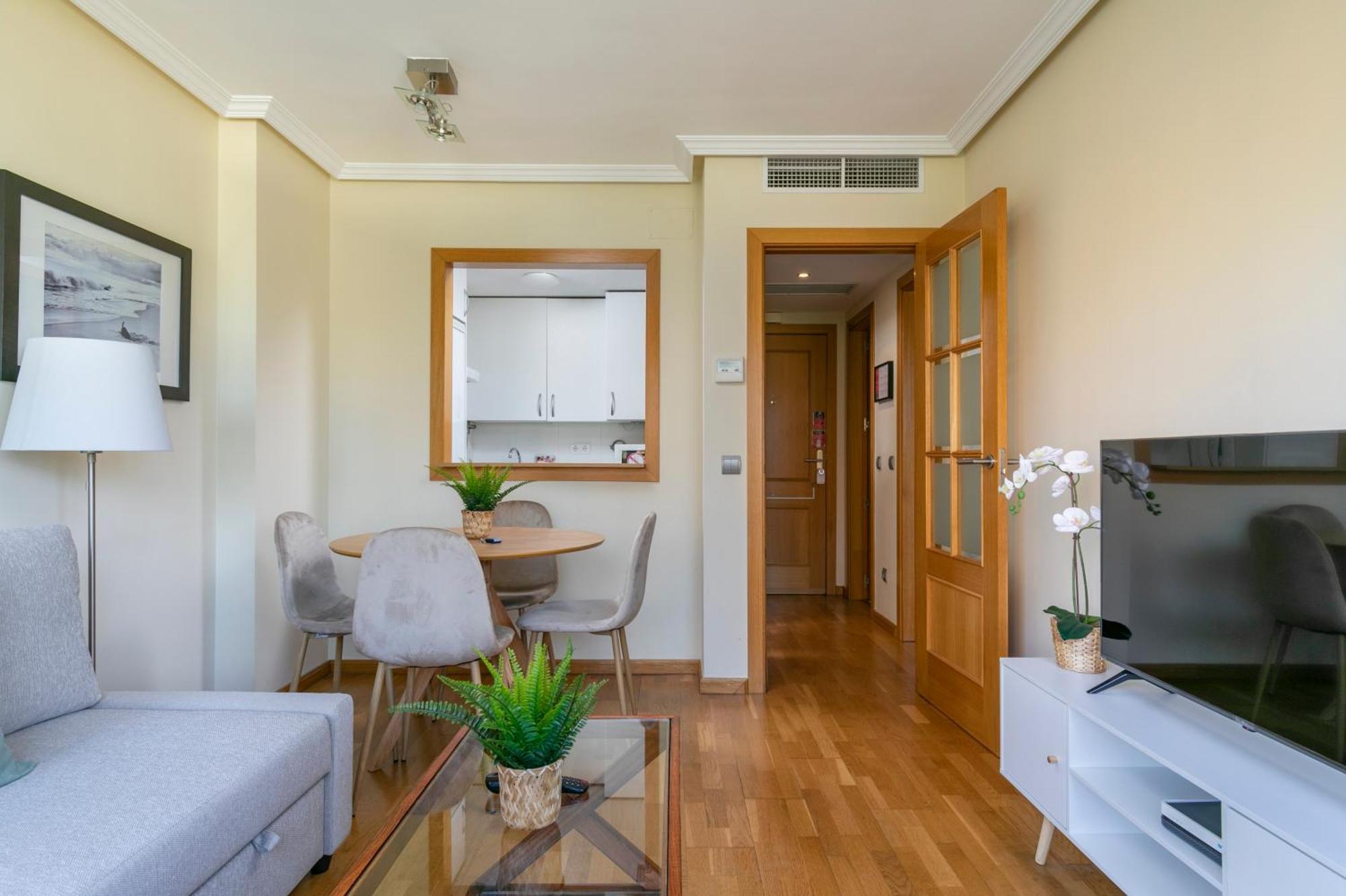 Nuevo - De 1 Apartamento *