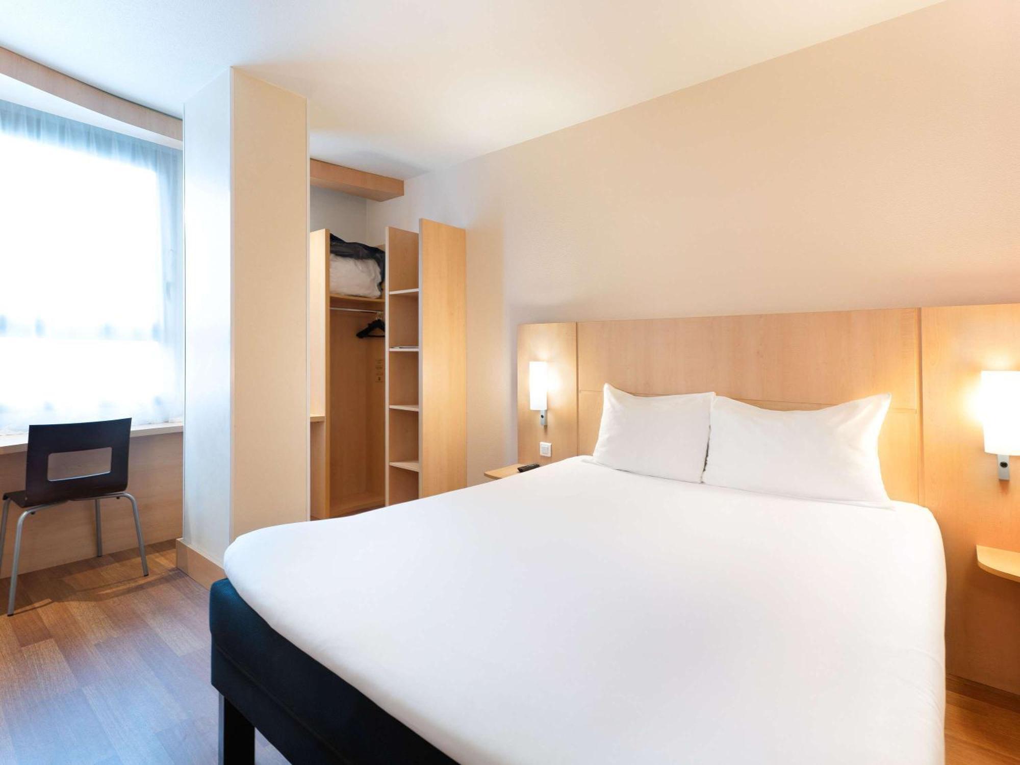 Ibis Centro Ventas Hotel 2*