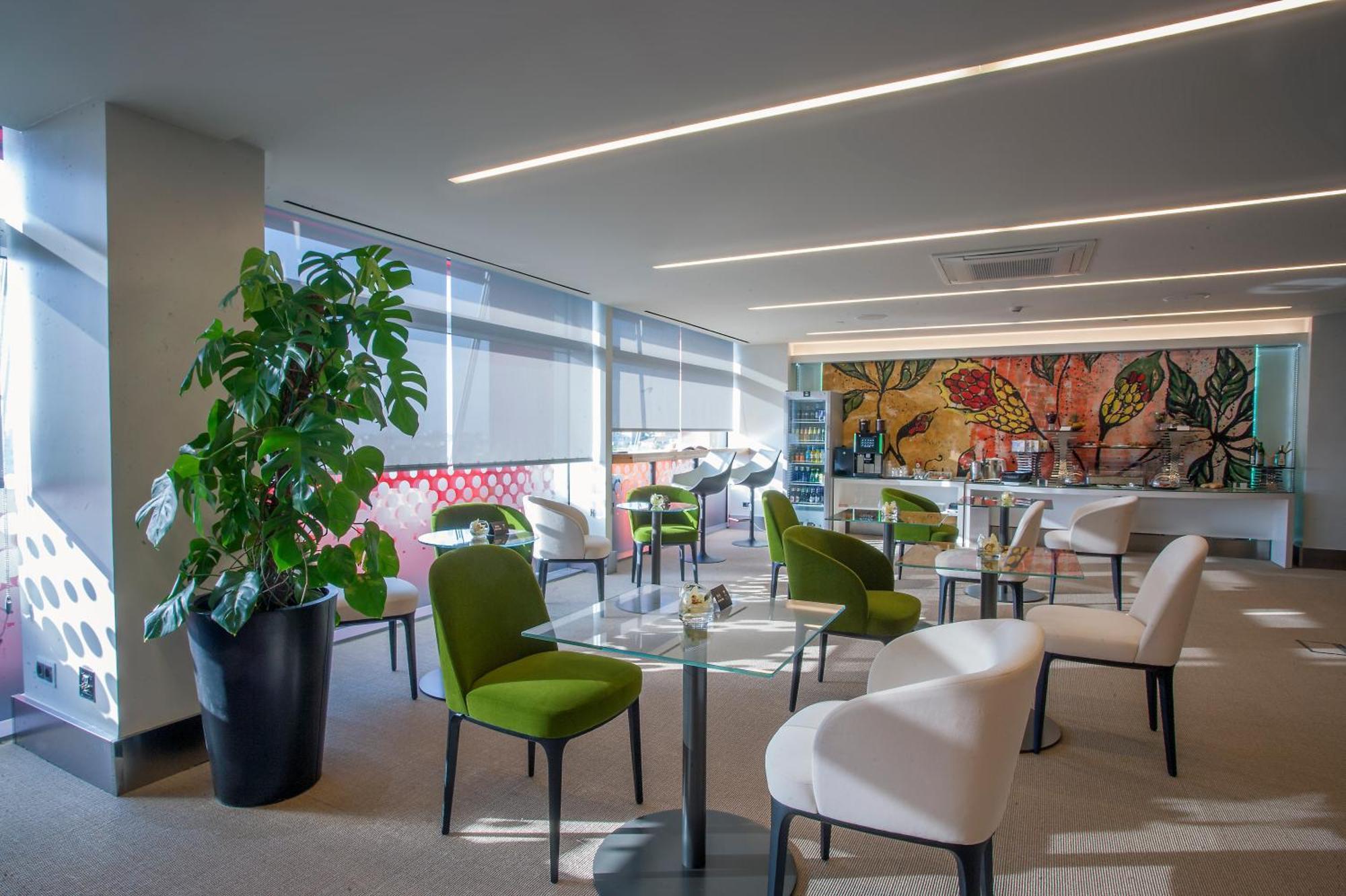 Hotel Puerta America 5*
