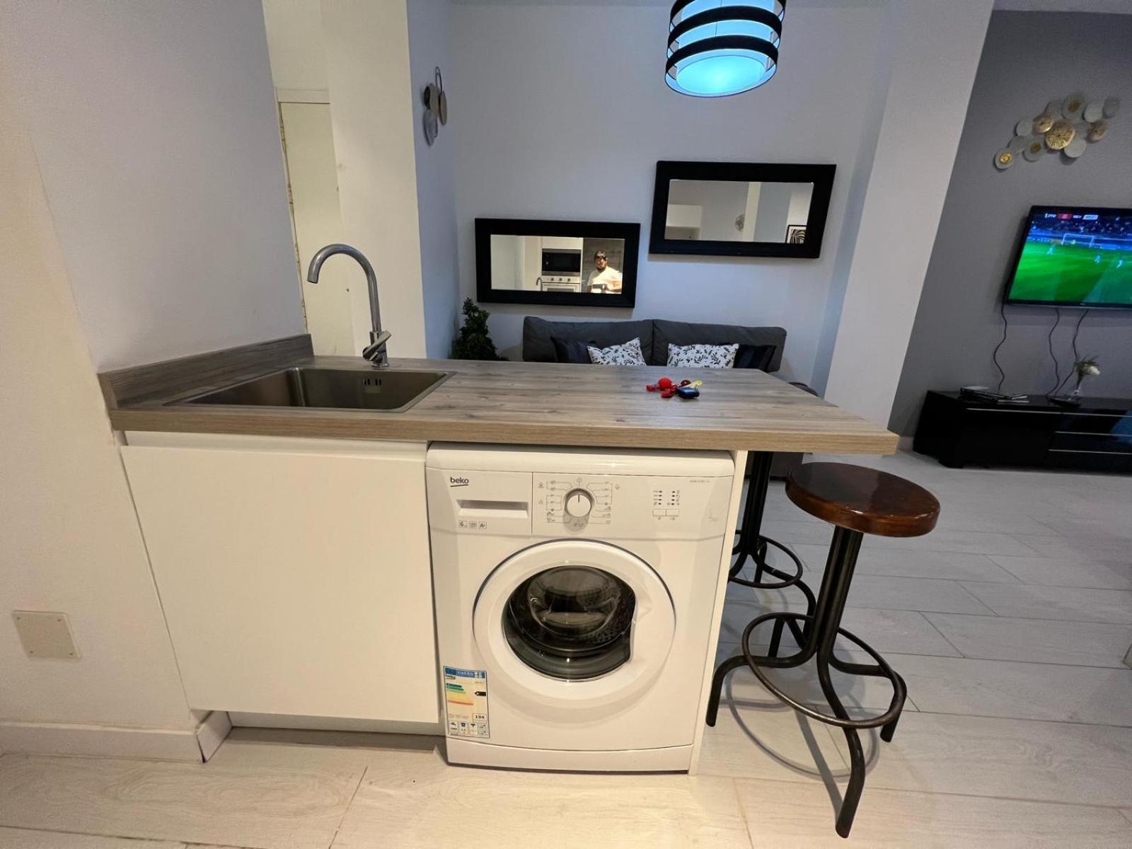 Apartamento Paseo De La Castellana.lujo Y Garage Madrid
