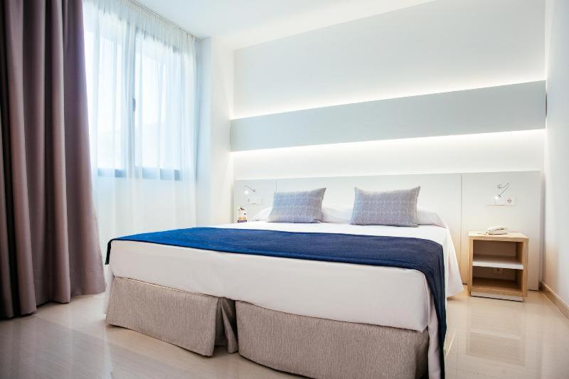 Hotel Globales Acis Y Galatea Madrid