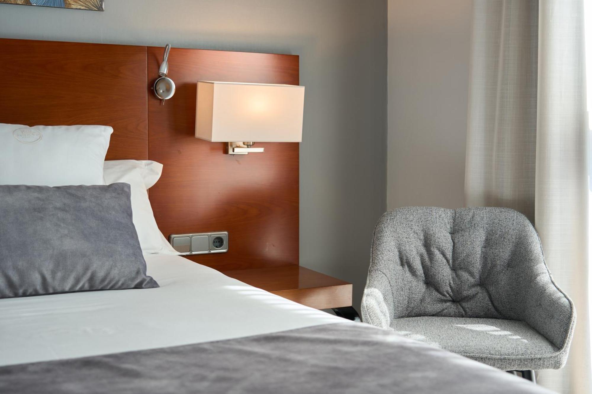 Hotel Puerta De Toledo Madrid