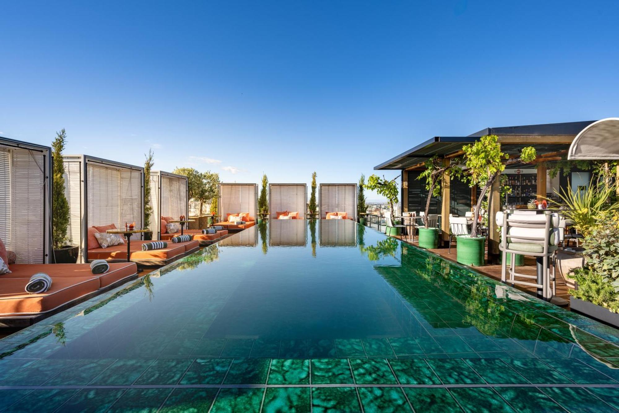 Bless - The Leading Of The World 5* Madrid