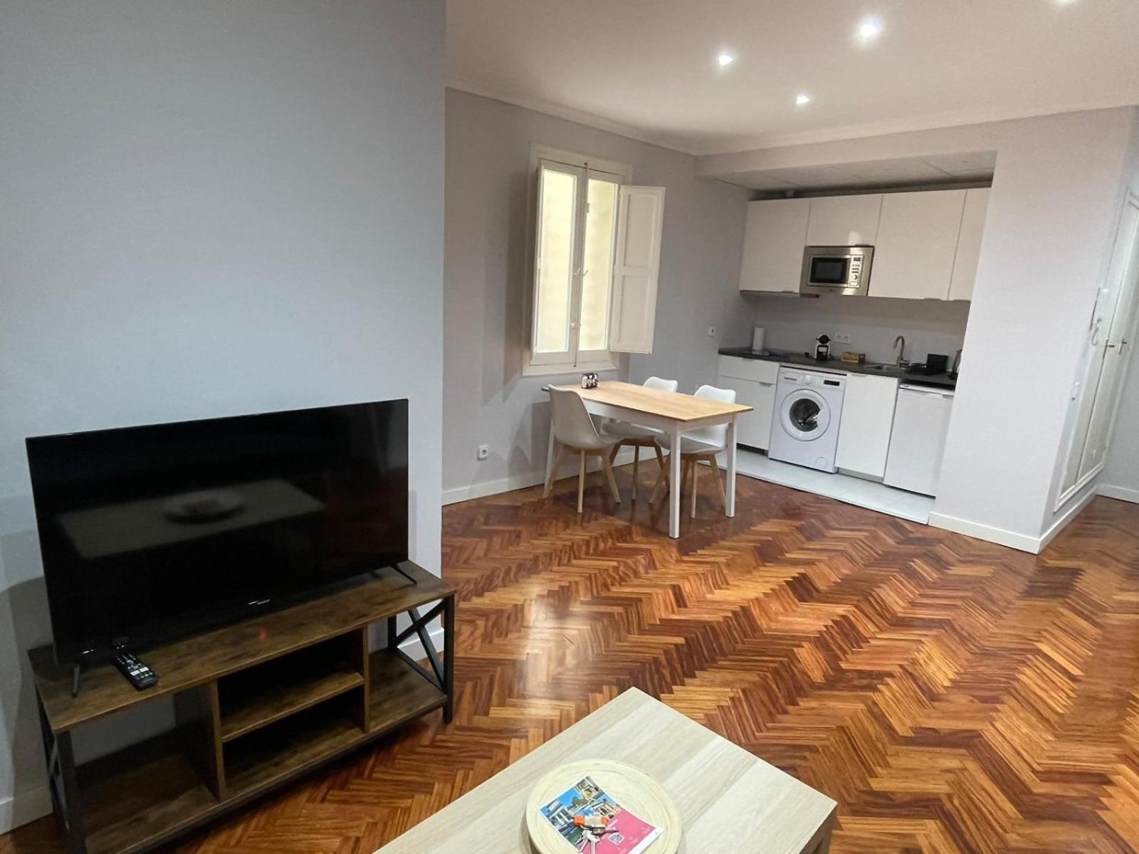 I Alcalaretiro Ideal Parejas Apartamento Madrid