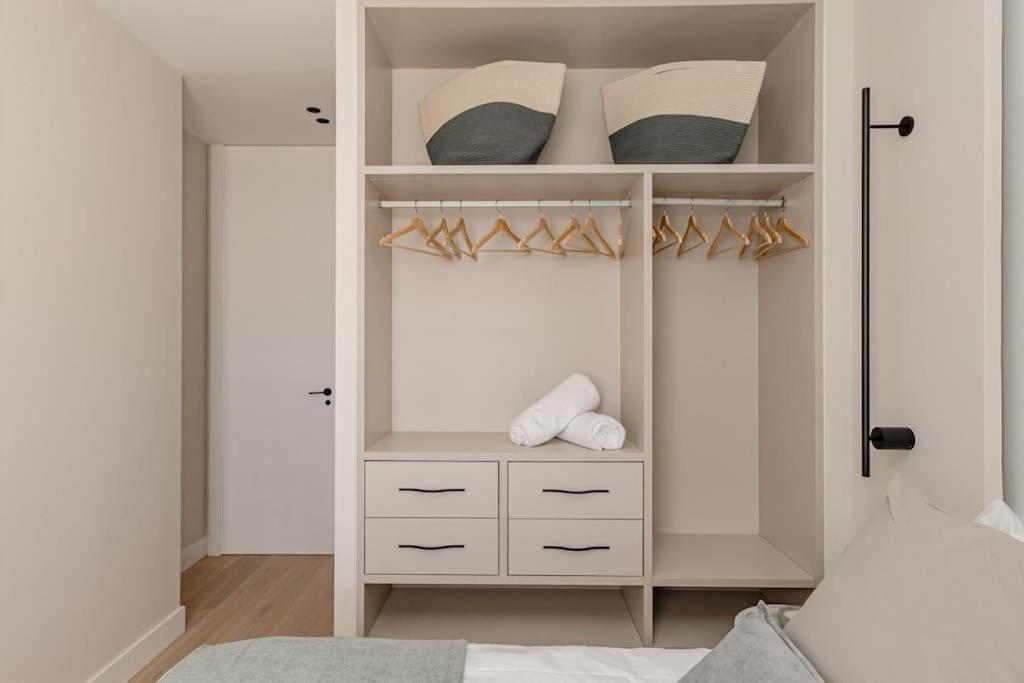 Chueca Iv Calle Escorial 2br 2bh Apartamento *