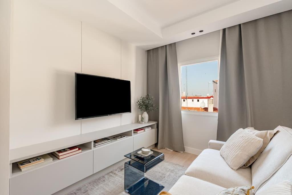 Apartamento Chueca Iv Calle Escorial 2br 2bh *
