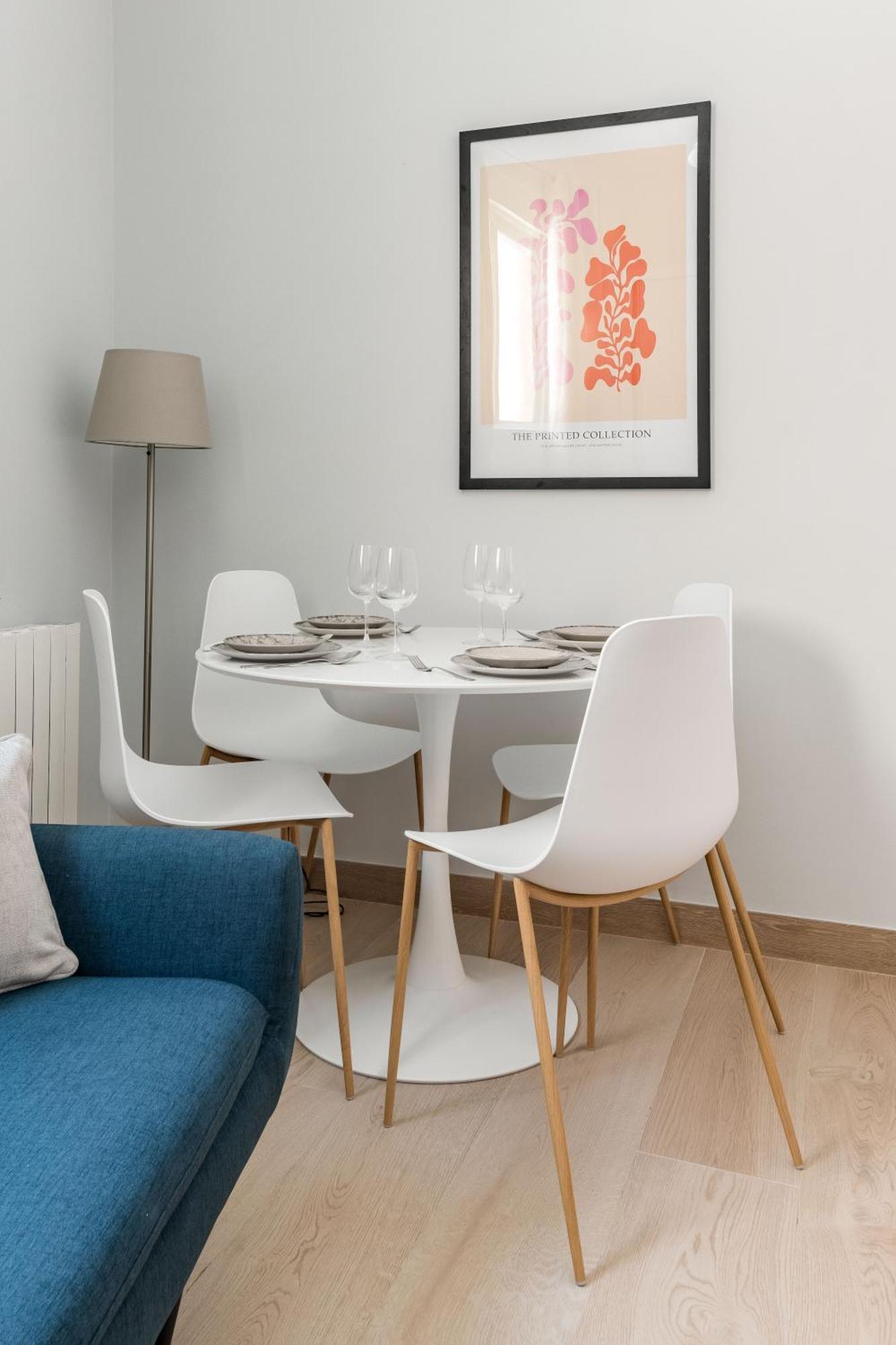 Vallecas - Y Estudio 6 Personas Apartment
