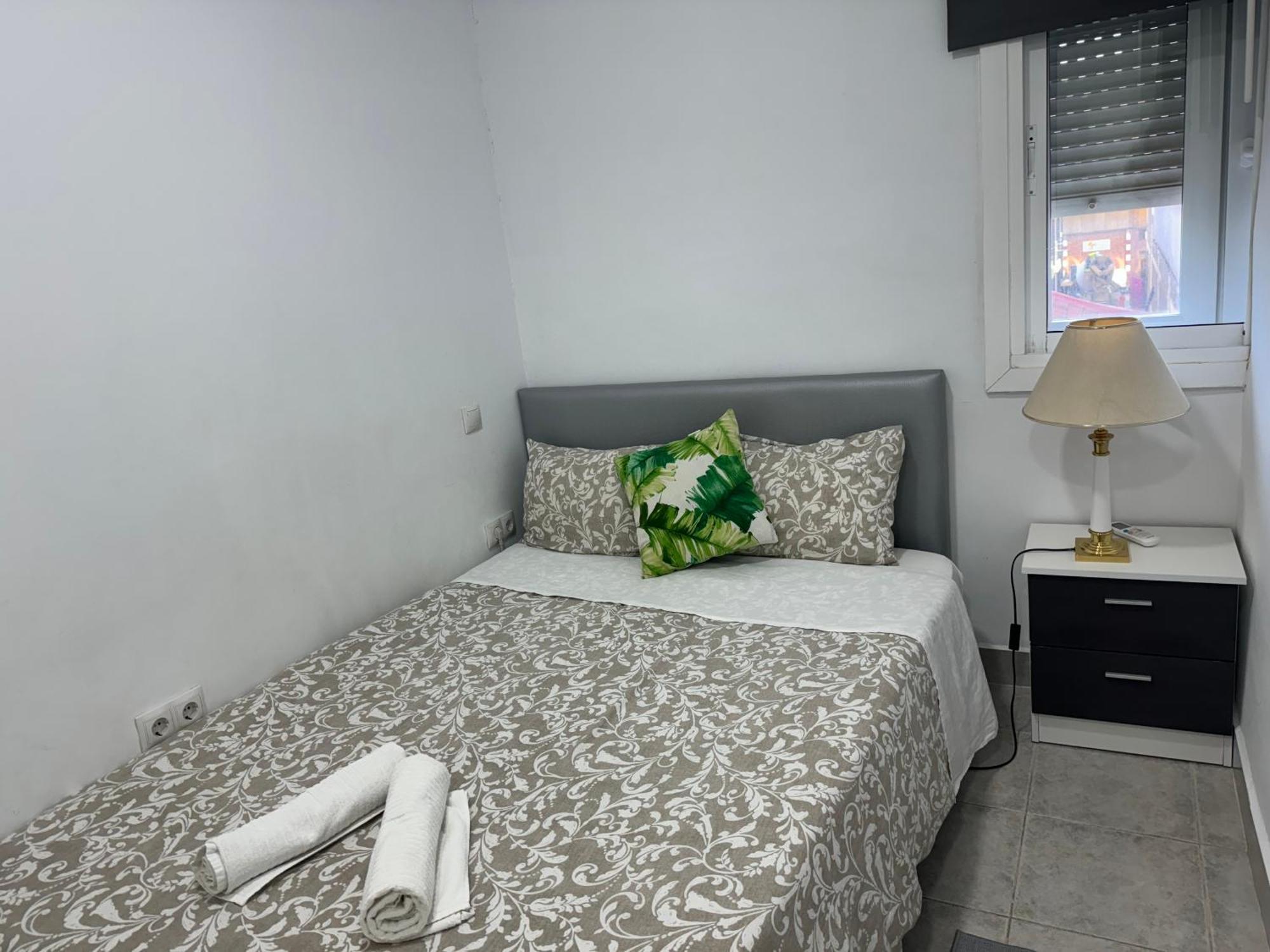 Apartamento Con Terraza Cerca Al Aeropuerto Apartamento Madrid