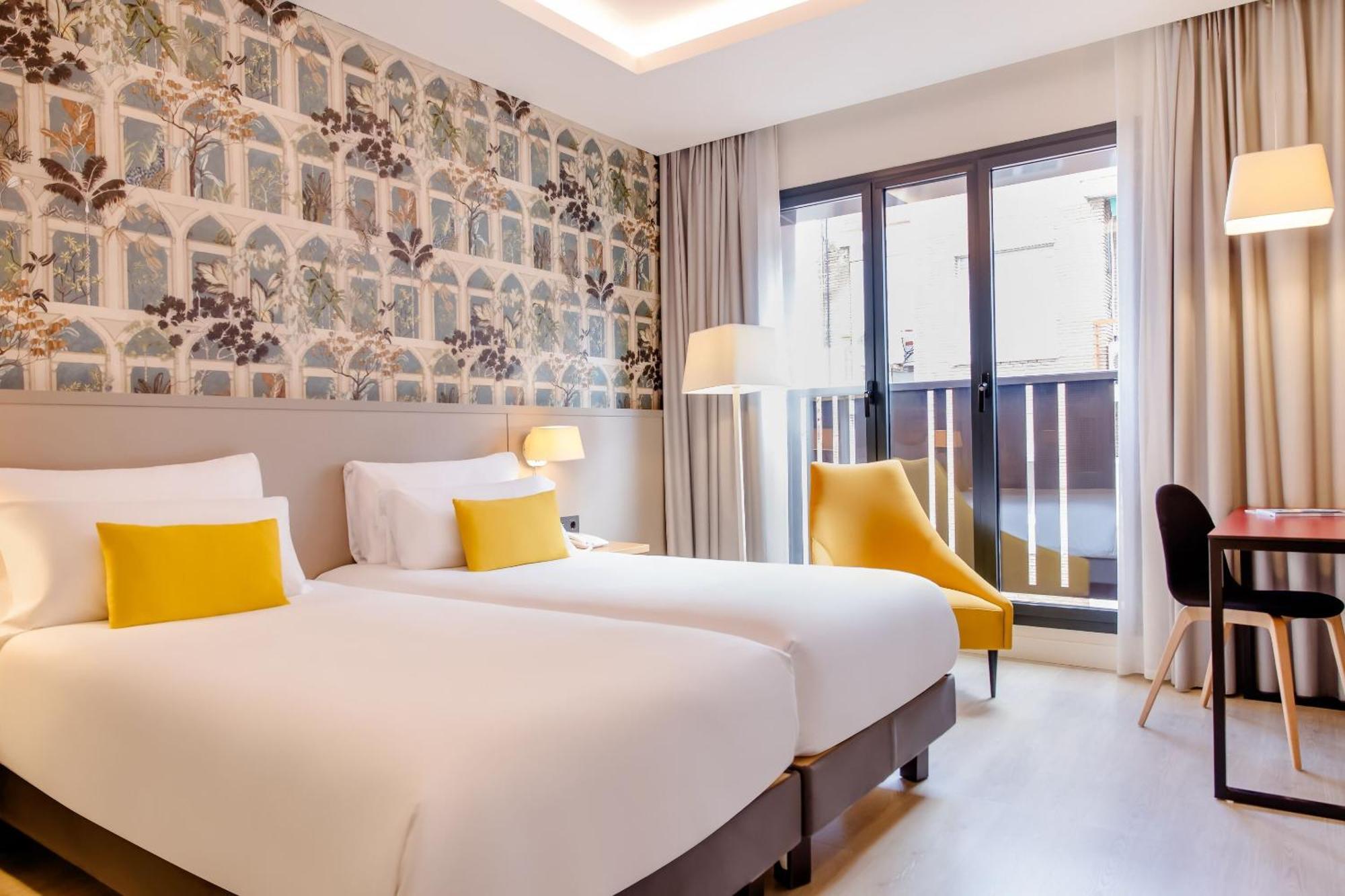 One Plaza De España 4*