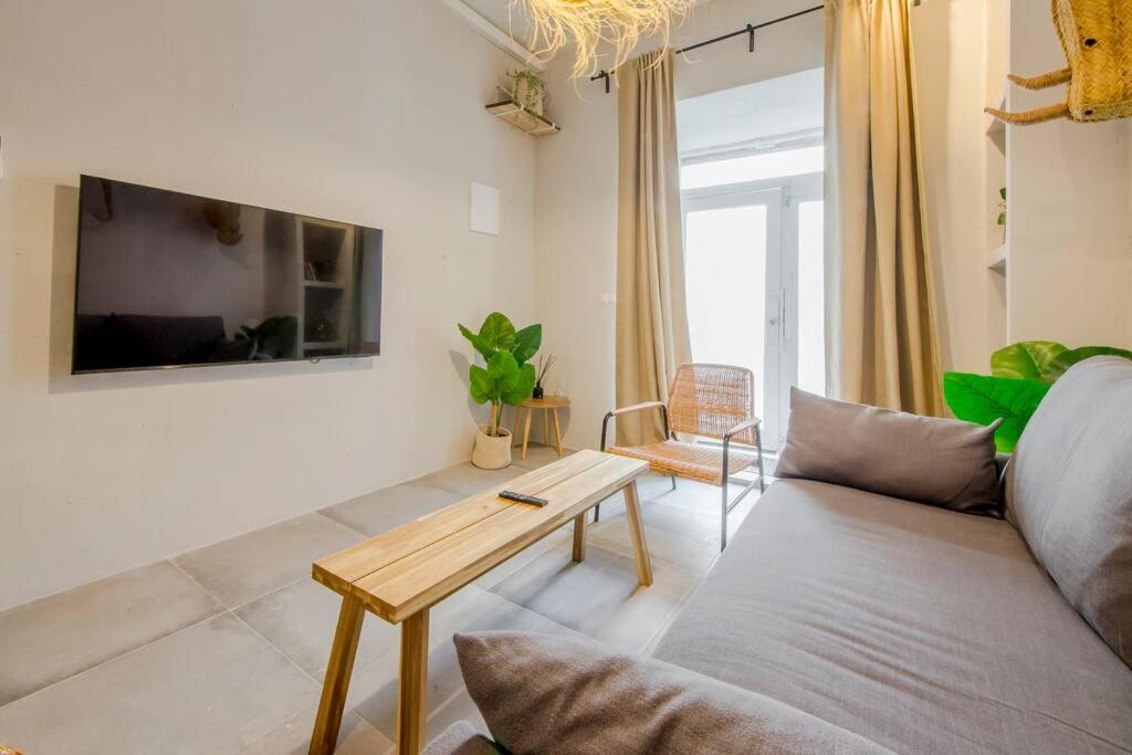 Apartamento Cool Deluxe Interior Design A 2 Min De Gran Via Madrid
