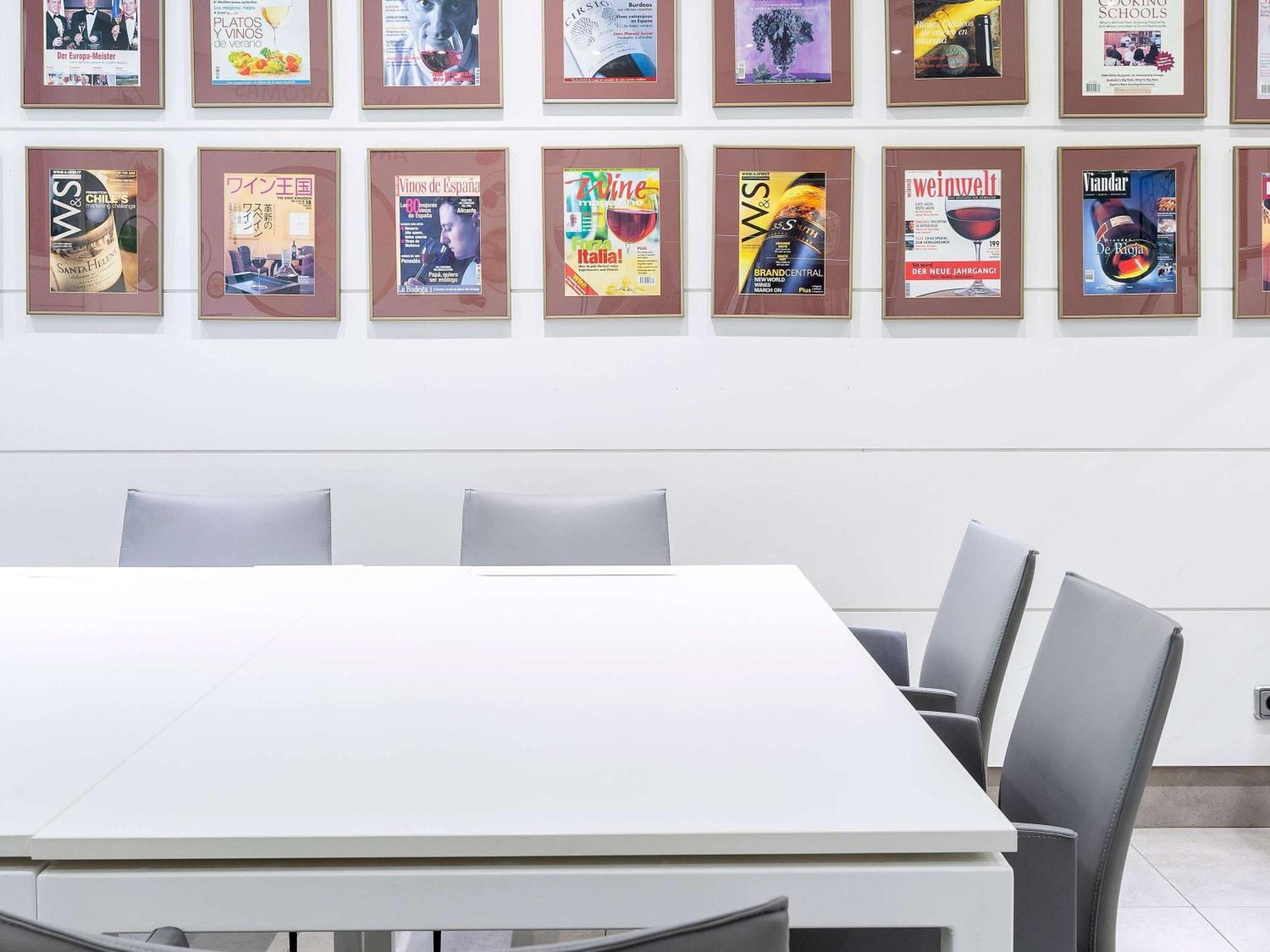 Ibis Styles Prado Hotel 3*