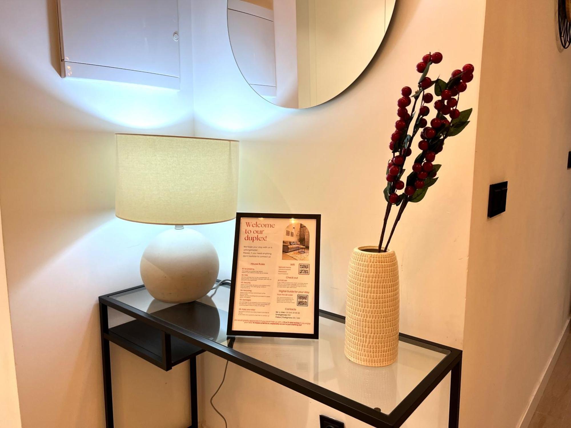 Apartamento Duplex Moderno Y Acogedor Junto A Atocha Madrid